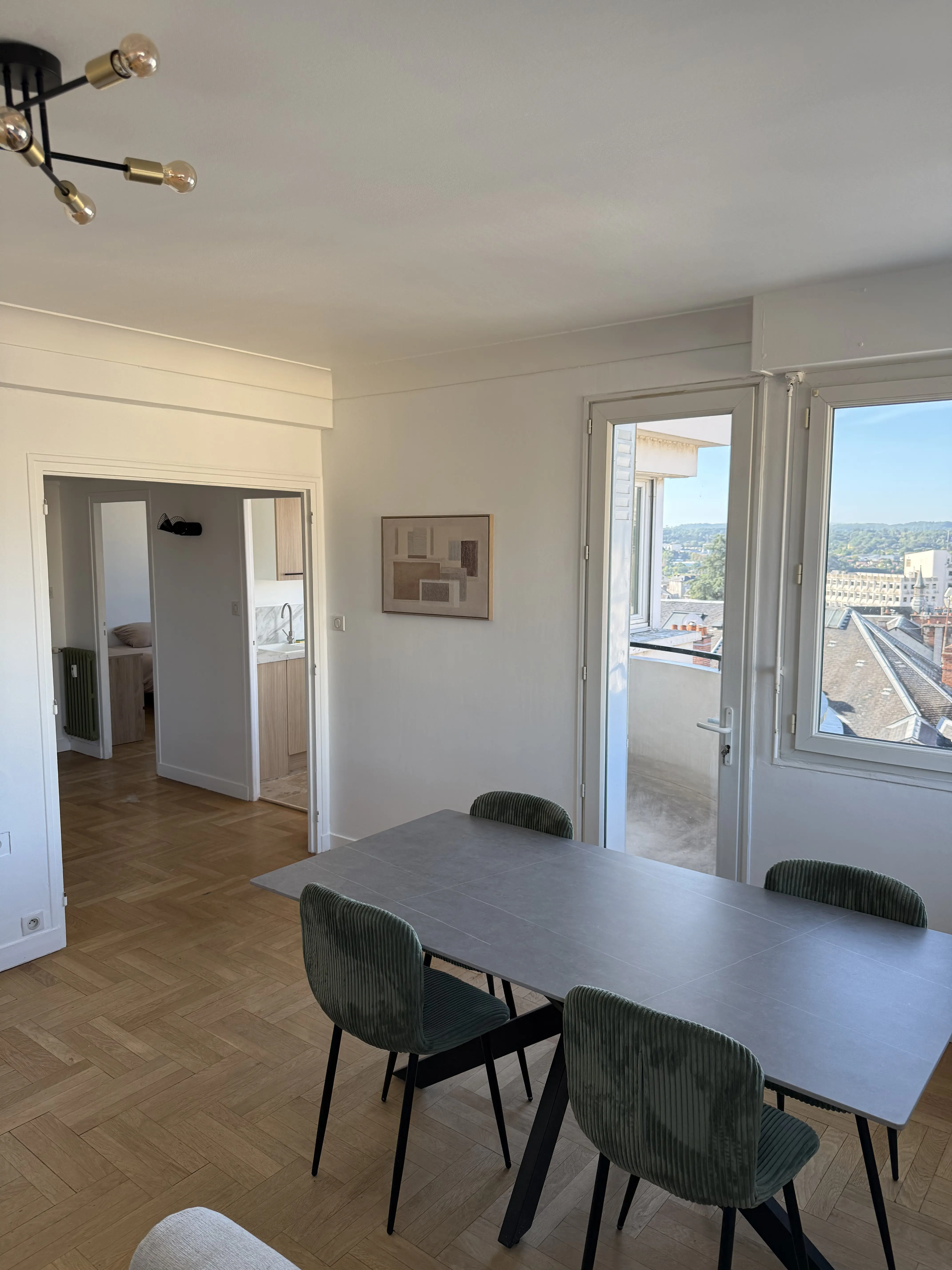Salle a manger de l'appartement